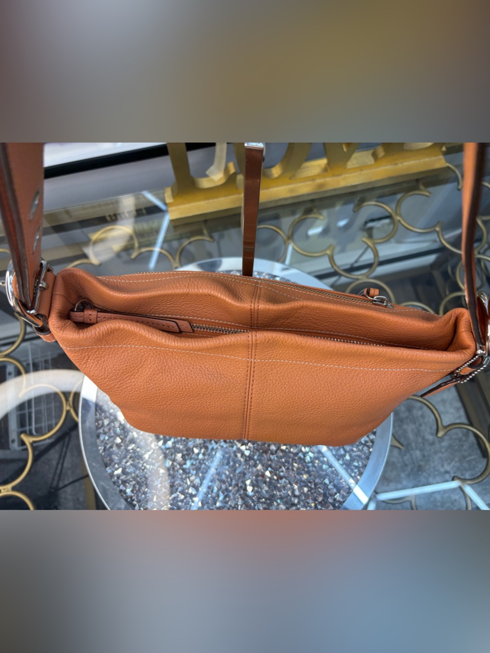 Coach 2010 East West Duffle convertible shoulder bag EUC - Picture 4 of 13